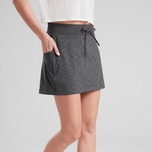 Athleta Excursion Hybrid Skort Mini Skirt Grey Size Small Pockets Elastic Waist